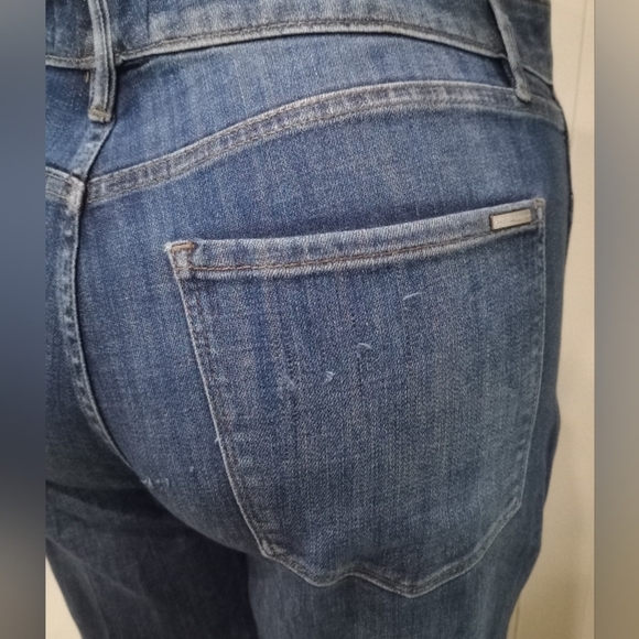 White House Black Market Woman Dark Wash Tapered Leg Denim High Rise Skinny Jean - Picture 3 of 13